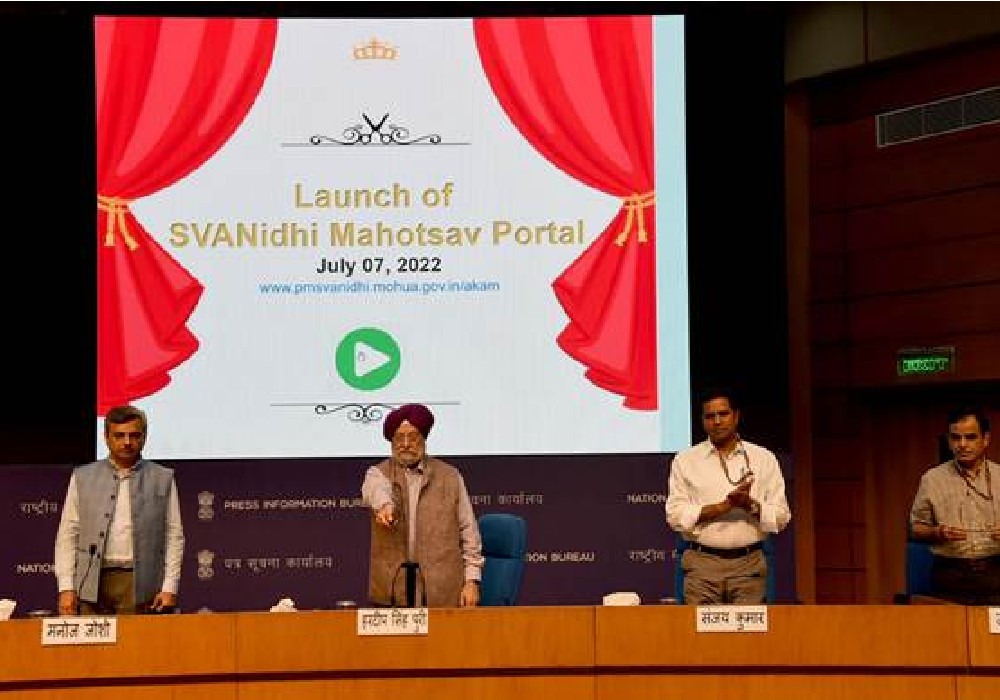 Union Minister Hardeep Singh Puri addresses a press conference to launch ‘PMSWANidhi Mahotsav’