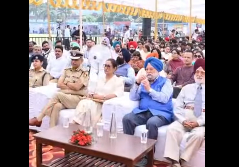 Electric atmosphere at Punjab University Zonal Youth & Heritage Festival 2023 | Hardeep Singh Puri