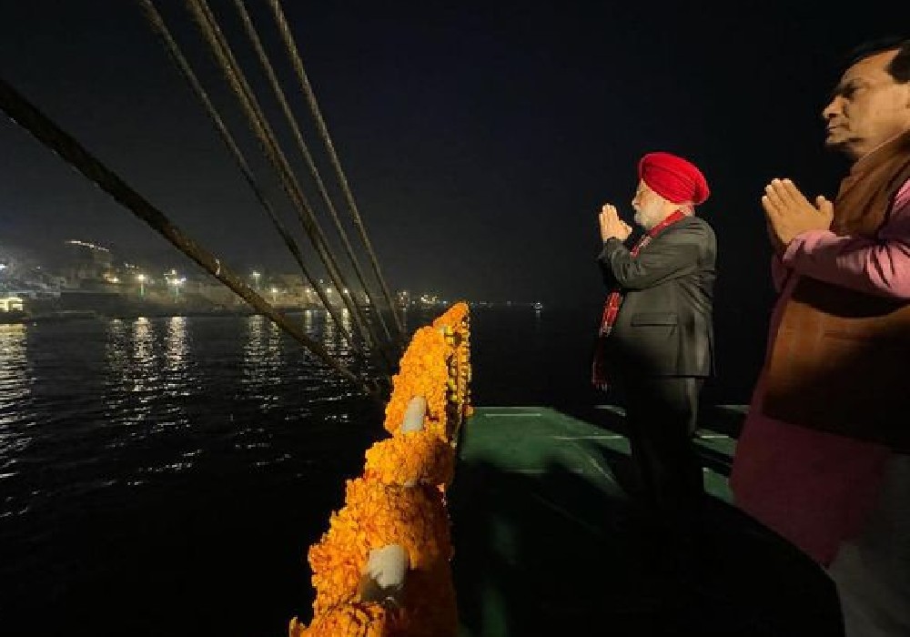 Witnessed the divine Ganga Aarti at Dashashwamedh Ghat