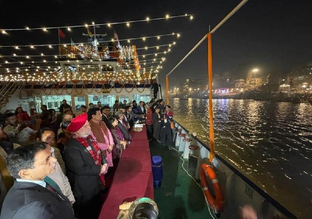 Witnessed the divine Ganga Aarti at Dashashwamedh Ghat