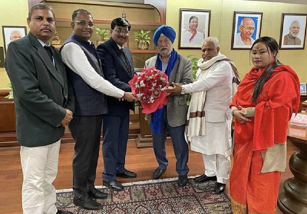 Discussed matters pertaining to the operations of GAIL (India) Limited with the company’s Independent Directors Sh Sher Singh Ji, CA Akhilesh Jain Ji, Sh Sanjay Kashyap Ji, Sh Ravikant Kolhe Ji & Smt Kangabam Inaocha Devi Ji