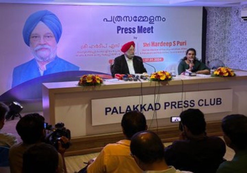 Held a lively interaction on a wide range of topics with members of the fourth estate at Palakkad Press Club today.