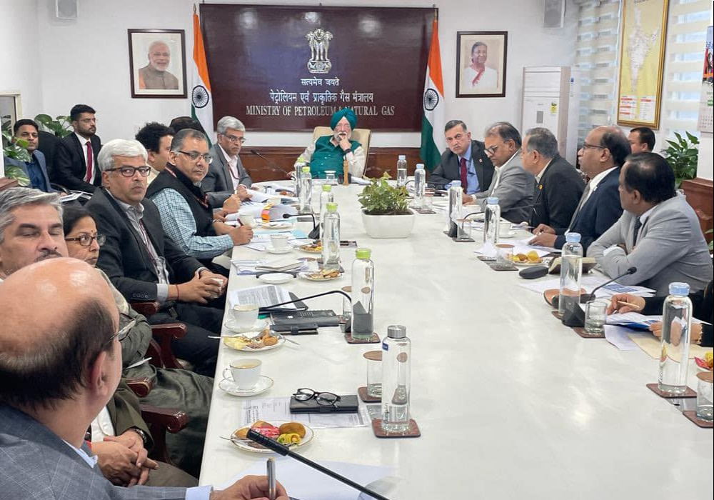 Reviewed the capital expenditure & progress of the important ongoing projects anchored in the Ministry of Petroleum and Natural Gas, Government of India across the country