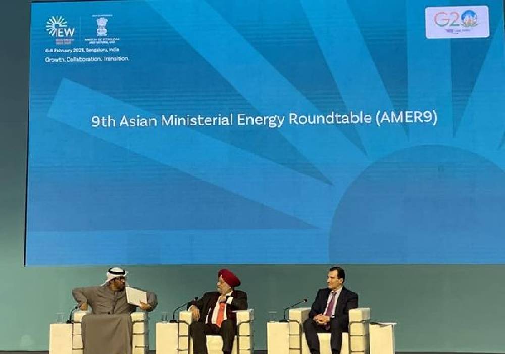 Joined UAE Minister & President-Designate for #COP28UAE HE Dr Sultan Al Jaber & SG International Energy Agency (IEA) HE Mac Monigle at 9th Asian Ministerial Energy Roundtable