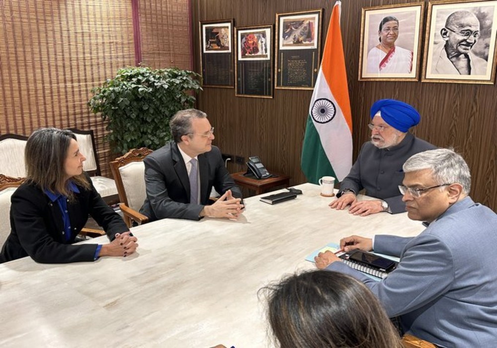 In my meeting with the Ambassador of Brazil to India Amb Kenneth H. da Nobrega & a team from UNICA we discussed the many initiatives being undertaken in India which have accelerated our biofuels & CBG production. Also discussed the ambitious, action orien