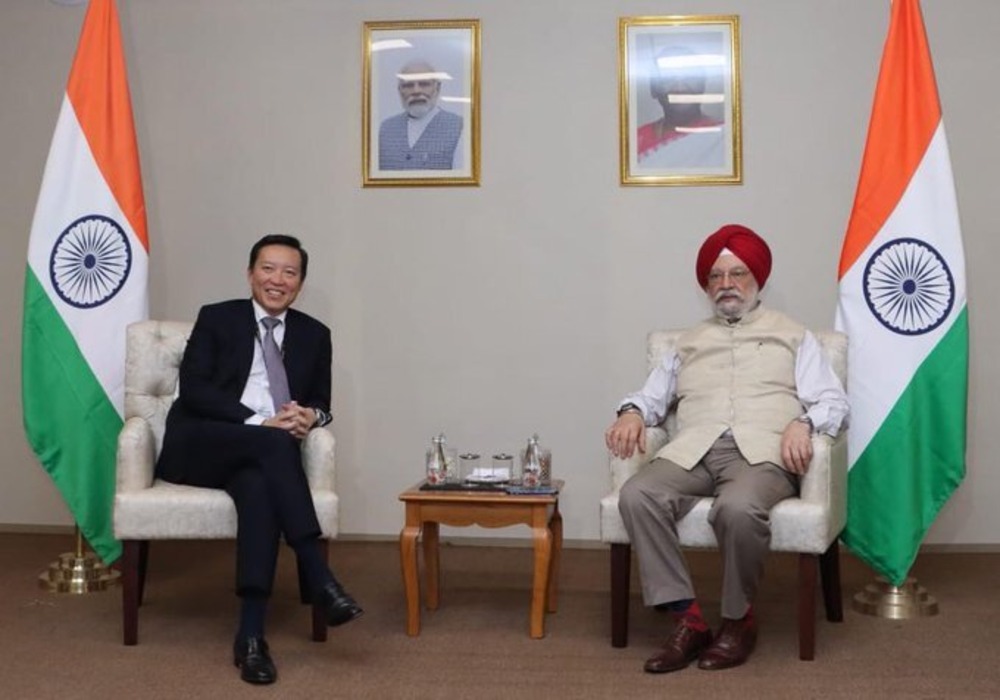 In my meeting with my friend Mr William Lin, EVP, Regions, Corporates & Solutions at BPPLC, we took forward the discussion from our meeting in Davos last month.  The strong association between Indian energy companies & BP goes back several years. We are n