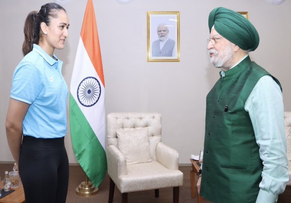Waiting for another medal! Delighted to meet India’s table tennis champion Manika Batra who is a part of IndianOilcl  & wished her success at the forthcoming #ParisOlympics! The confidence with which our world champs now approach the biggest global sports