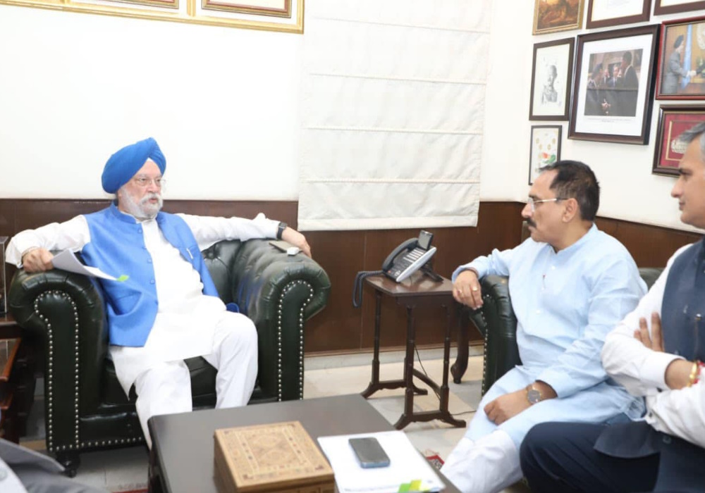 Meeting with Sh Virendraa Sachdeva Ji, President BJP Delhi & a delegation of prominent functionaries & hardworking party Karyakartas including Sh Neelkant Bakshi, Sdr Impreet Singh Bakshi, Sh Harish Khuranna, Sh Vikram Mittal & others