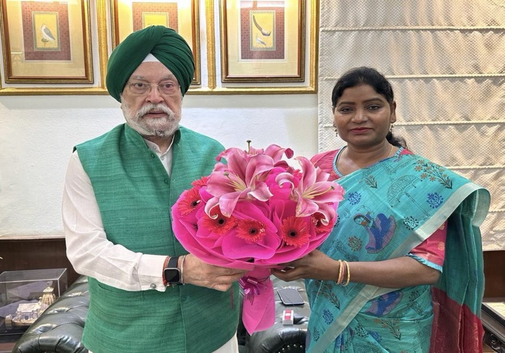 Received the former Mayor of Ranchi & a newly appointed member of National Commission for Scheduled Tribes ncsthq Dr Asha Lakra Ji today.
