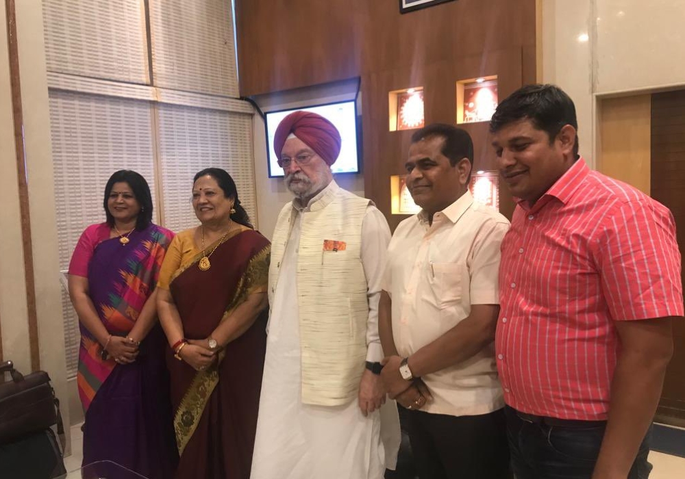 Meeting with colleague Smt Darshana Jardosh  Ji, Surat Mayor Smt Hemali Boghawala Ji, Sh Nishant Bhogawala Ji, Chairman - Standing Committee Paresh Patel - Udhna Ji, Leader - Ruling Party Amitsingh Rajput Ji & Smt Rupalben Shah Ji, Ex. Municipal Corporato