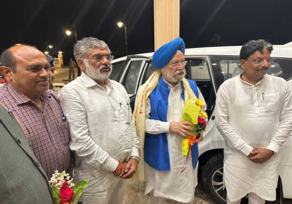 Arrived in Somnath to celebrate the spiritual bond between Saurashtra & Tamil Nadu at Saurashtra Tamil Sangamam.