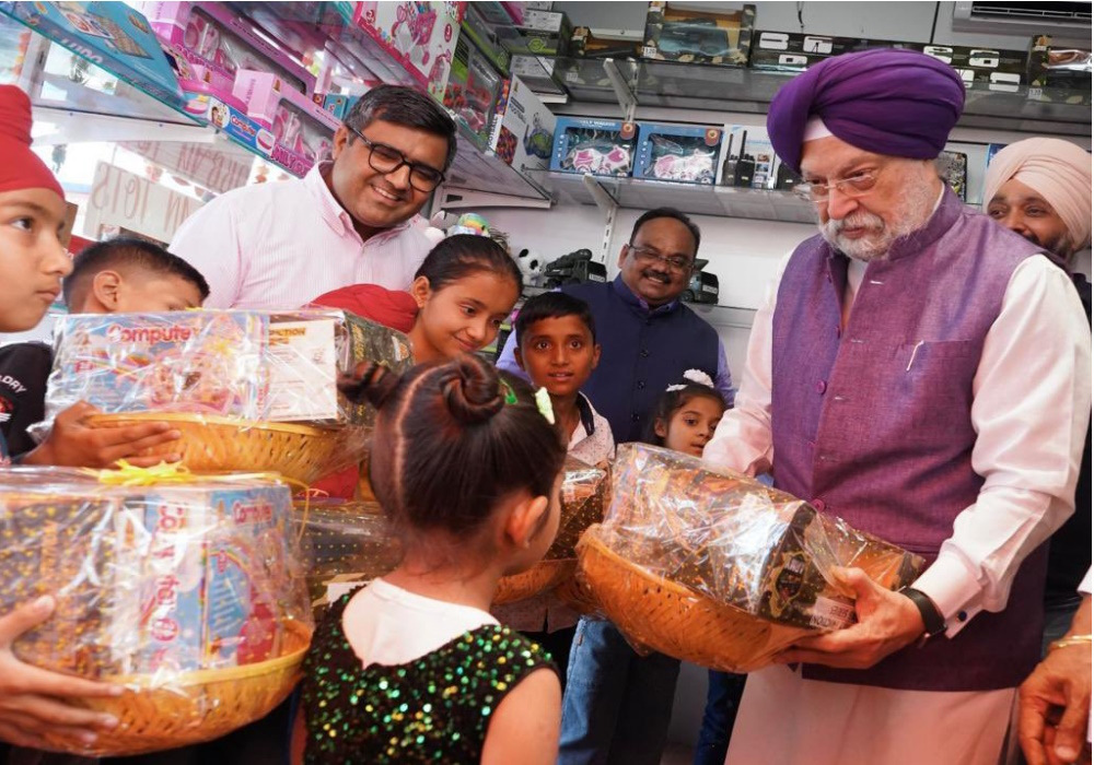 Inaugurated a Toy Kiosk- Urban Tots, a unique initiative at an Indian Oil Corp Ltd fuel station in Aerocity, Mohali