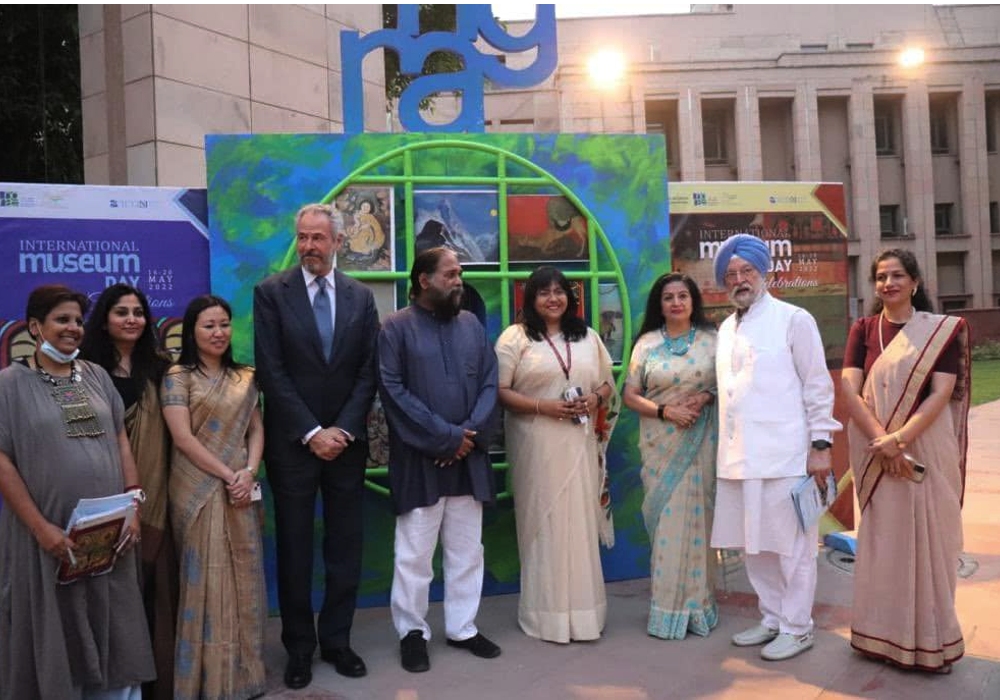 Hardeep Singh Puri & Lakshmi Puri participated in the inauguration of ‘Brasilia 60+ And the construction of modern Brazil’ featuring the works of Oscar Niemeyer, a renowned Brazilian architect.