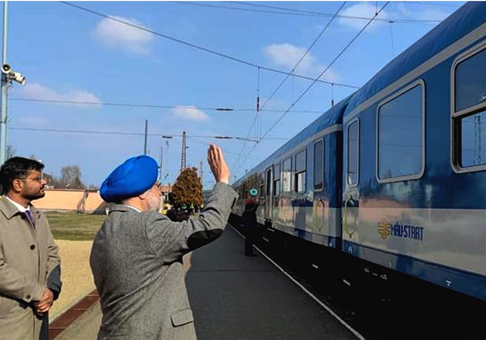 At the Zahony checkpost on Hungary-Ukraine border