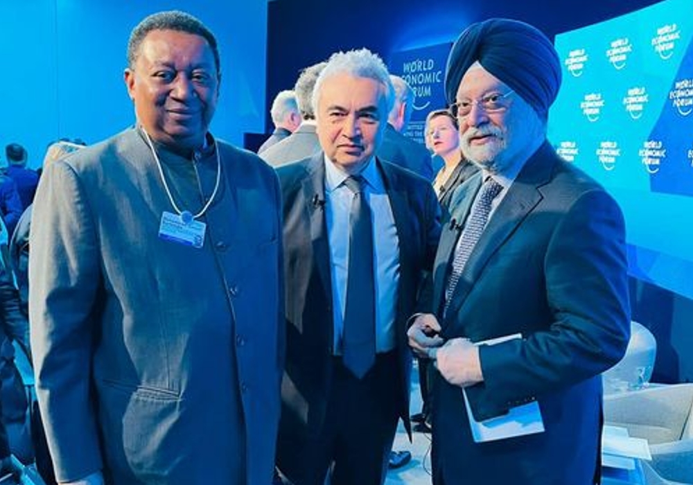 Meeting the leaders of energy sector, Mohd Sanusi Barkindo, the head of OPEC and Fatih Birol of the IEA at WEF, Davos