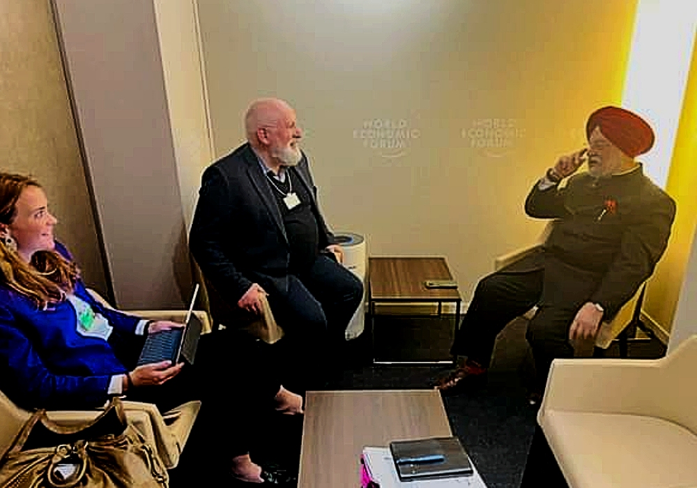 Fascinating exchange of ideas & opportunities between India & Europe with Frans Timmermans. Executive VP for European Green Deal in Davos