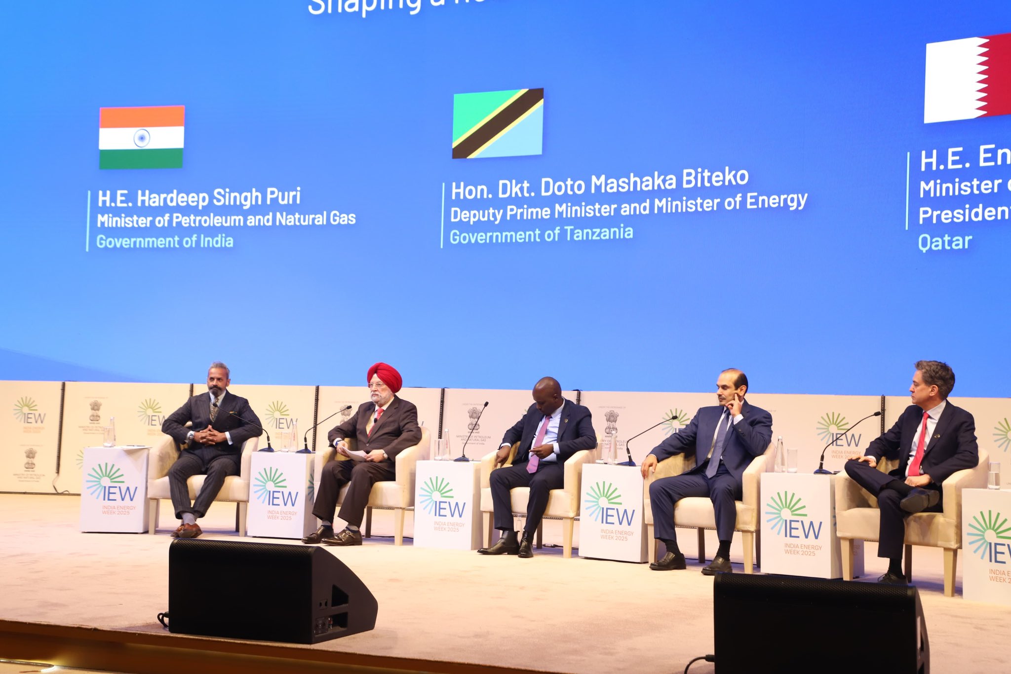 Joined Rt. Hon. Ed Miliband, Secretary of State for Energy Security and Net Zero, UK; HE Mr Saad Sherida Al-Kaabi, Minister of State for Energy Affairs, Qatar; and HE Hon. Dkt. Doto Mashaka Biteko, Deputy Prime Minister and Minister of Energy, Tanzania at