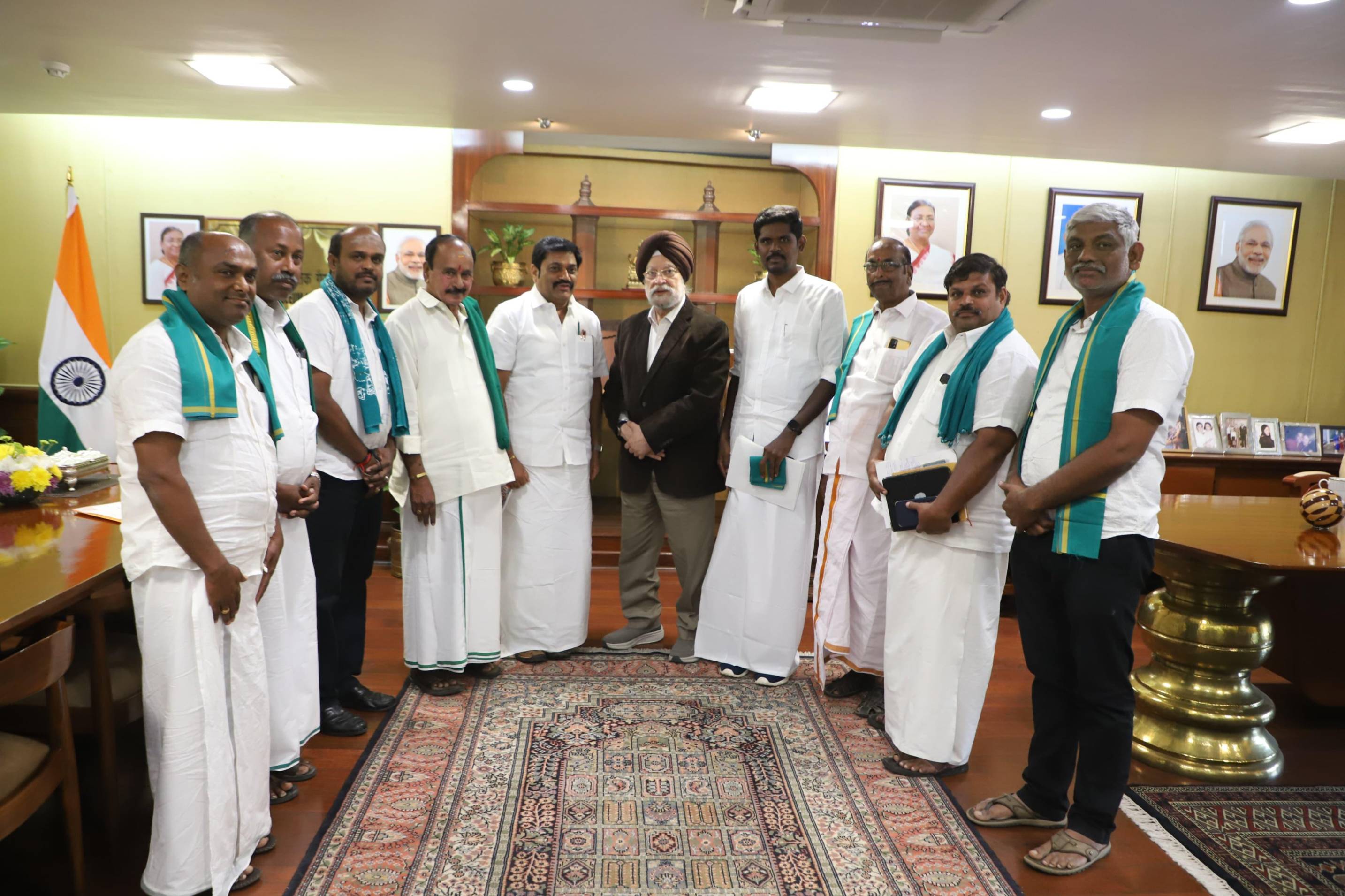 Received a delegation of IDPL Petrol Pipeline Affected Farmers Association from Coimbatore and Tiruppur in Tamil Nadu today