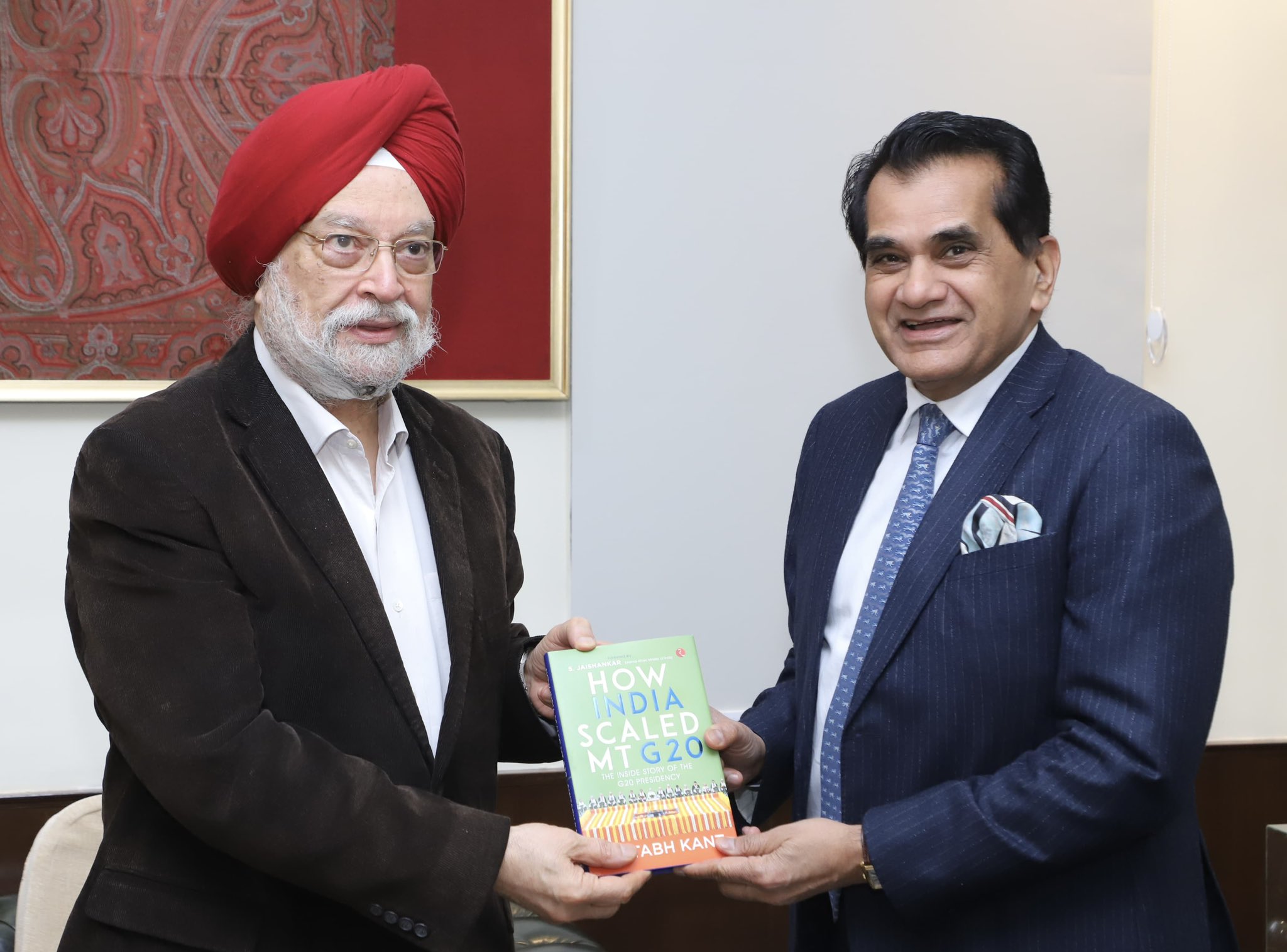 Delighted to receive a copy of ‘How India Scaled Mt G20’ from India’s G20 Sherpa, my old friend and prolific author Sh Amitabh Kant Ji today