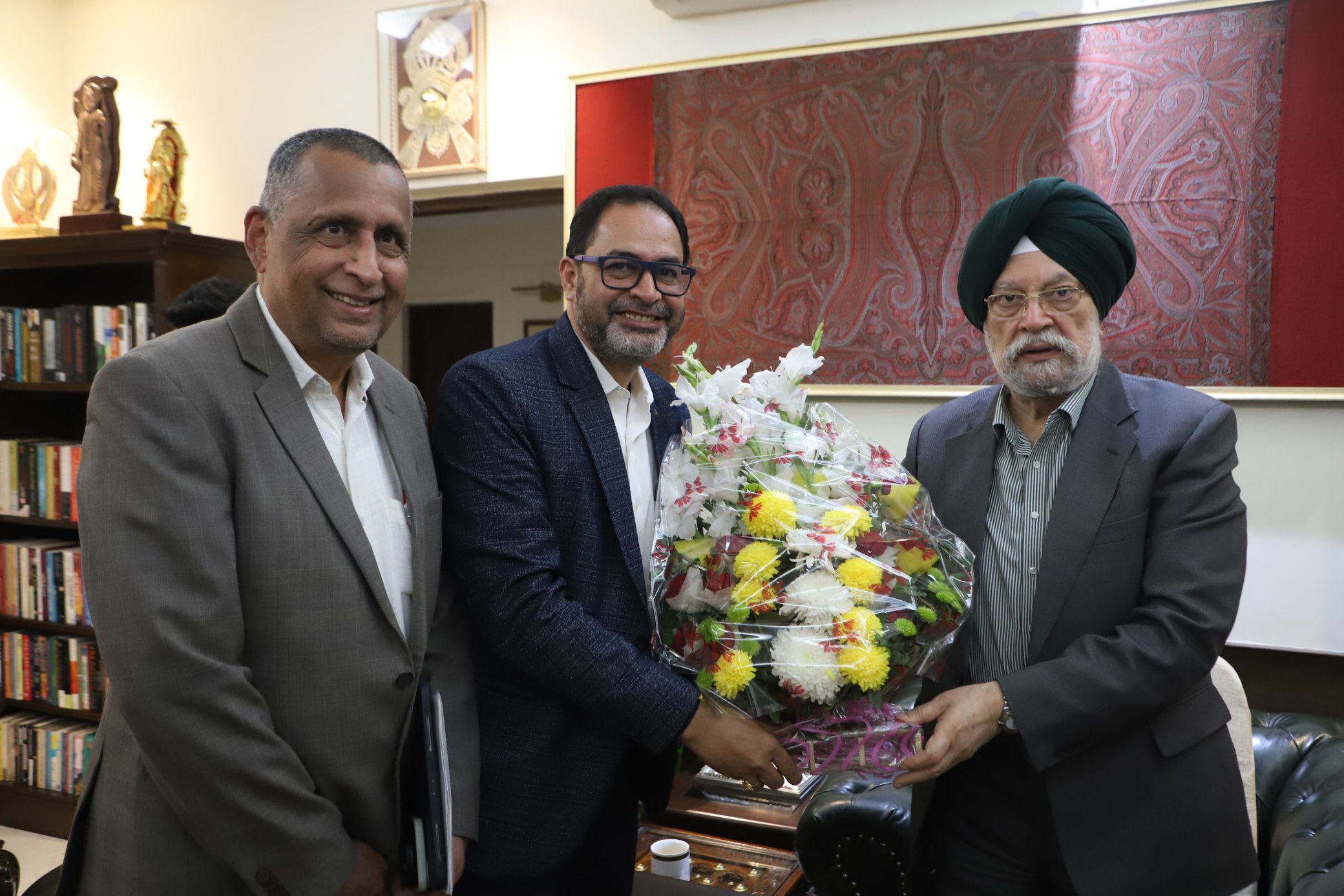 Happy to meet a team of professionals led by Sh  Hanmant Rao Gaikwad  Ji, the founder CMD of BVG India Ltd, a company that has presence in multiple business verticals