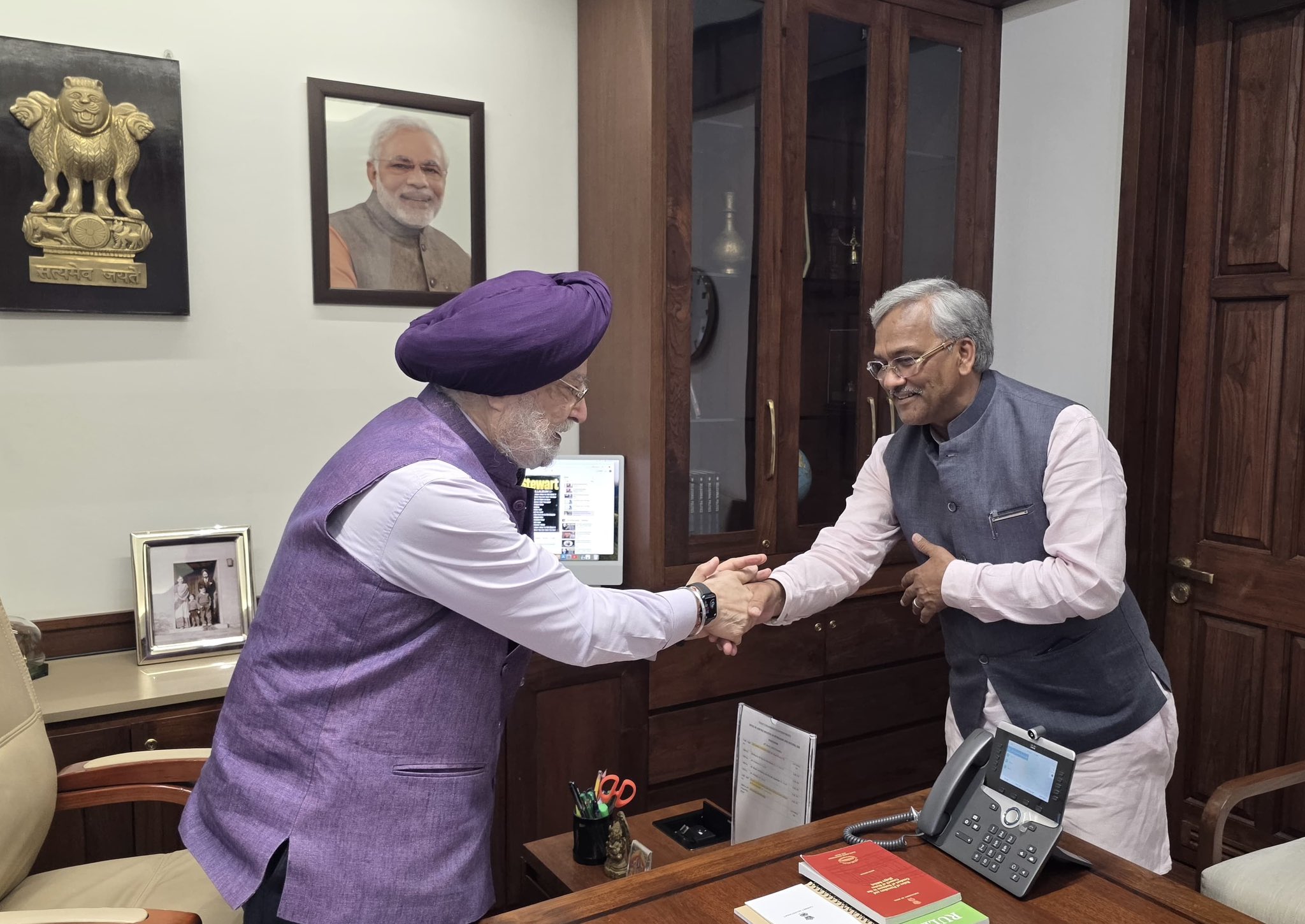 Met the Member of Parliament from Haridwar and former Chief Minister of Devbhumi Uttarakhand Sh Trivendra Singh Rawat Ji