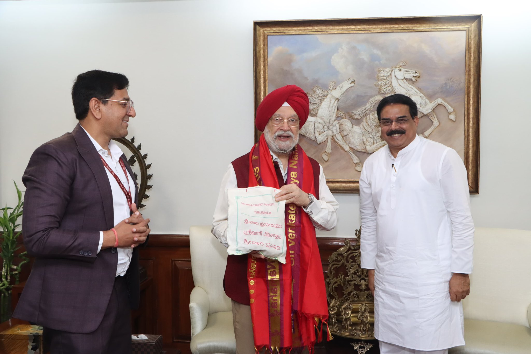Very happy to meet Andhra Pradesh Minister, Sh Manohar Nadendla Garu
