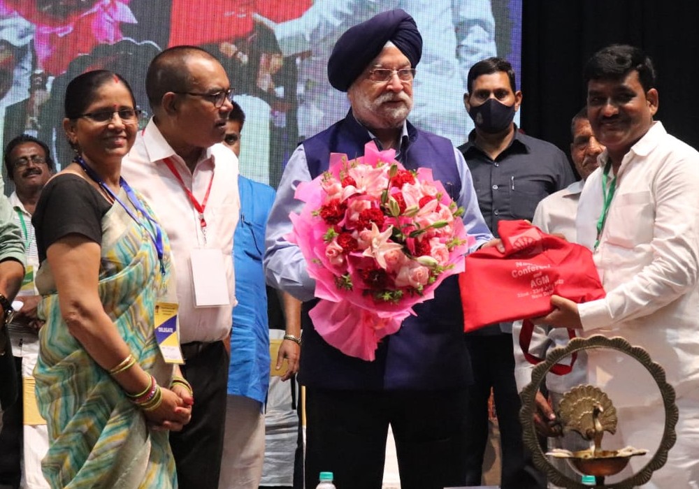 At the 16th National Conference of National Association of Street Vendors of India (NASVI) in Delhi
