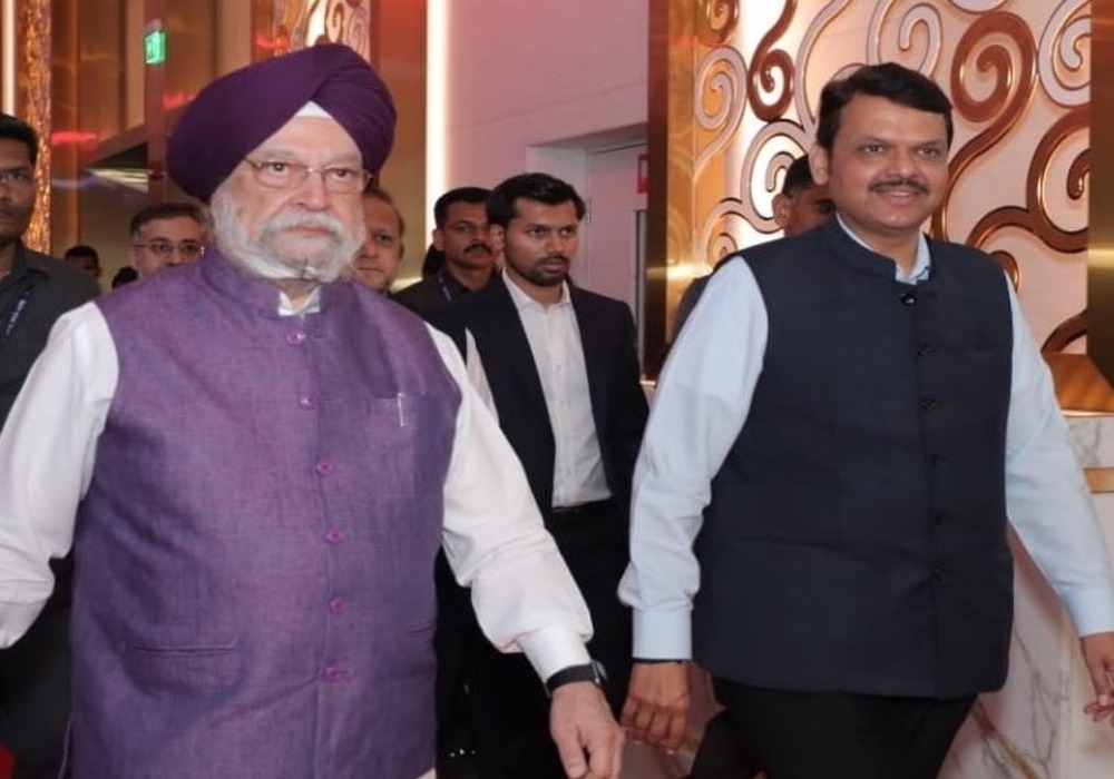 Greetings to popular party leader, dynamic Chief Minister of Maharashtra and my friend Shri #DevendraFadnavis ji on his birthday. May God grant him good health and long life. Wish you a very happy birthday.