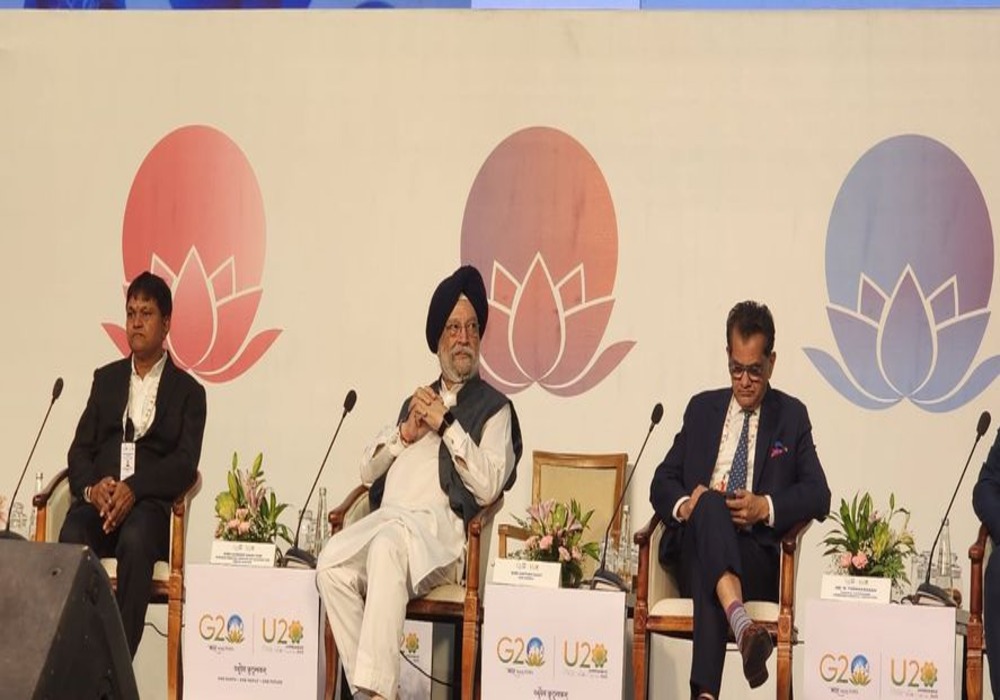 Grateful to be a part of the esteemed #U20MayoralSummit23 in Ahmedabad along with other office bearers. Let us collectively work towards building resilient cities, a step towards a greener future for the benefit of all.