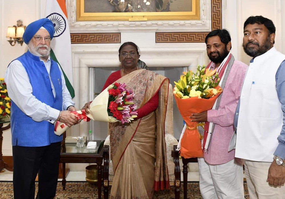 Meeting with Smt Droupadi Murmu Ji, President of India