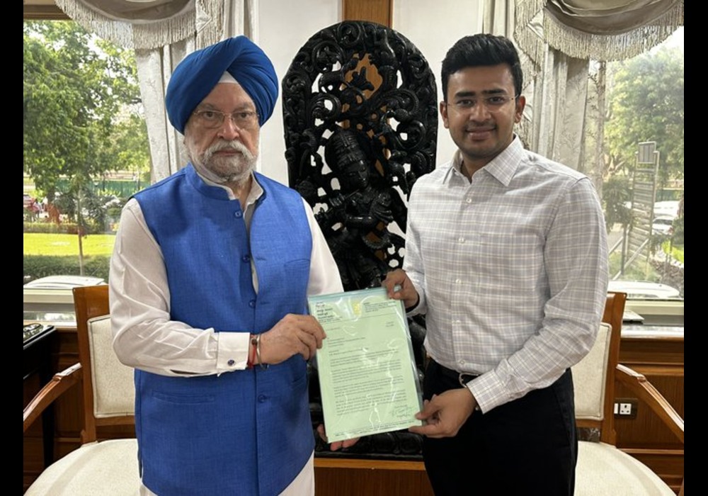 Very happy to receive Member of Parliament from Bengaluru South & National President BJYM Sh Tejasvi Surya Ji in my office today. Discussed matters concerning implementation of the 3rd Phase of Bengaluru Metro Rail project.