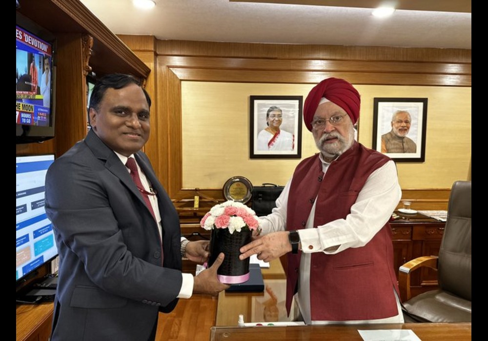 Congratulated CMD_OIL Sh Ranjit Rath Ji on the elevation of the energy major Oil India Limited as India’s 13th Maharatna Enterprise which will further fuel India’s determined journey towards energy self-sufficiency by 2047 under leadership of PM Narendra 