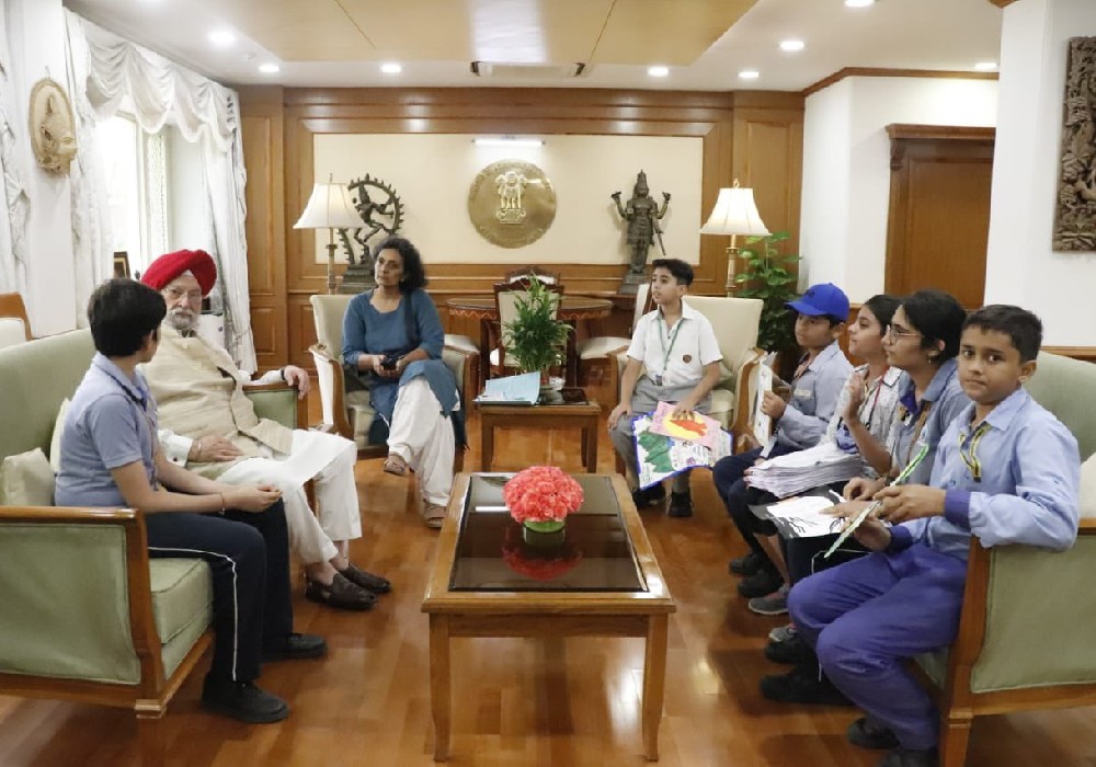 Conversation with budding environmentalists from different schools of NCR