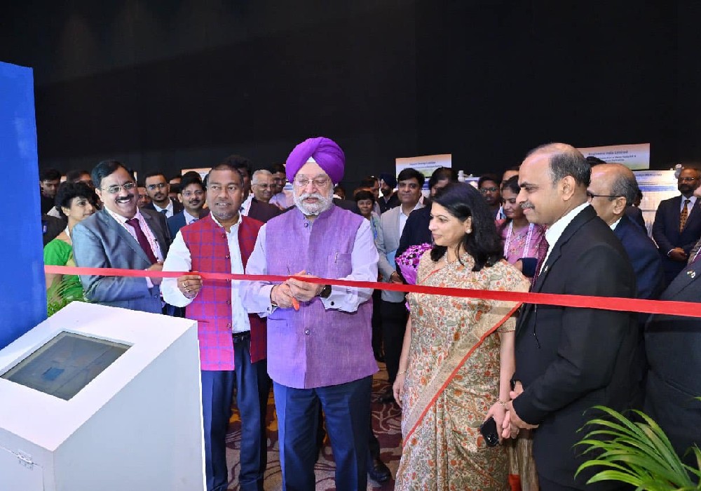 At the exhibition on the sidelines of 25th Energy Technology Meet in Mumbai