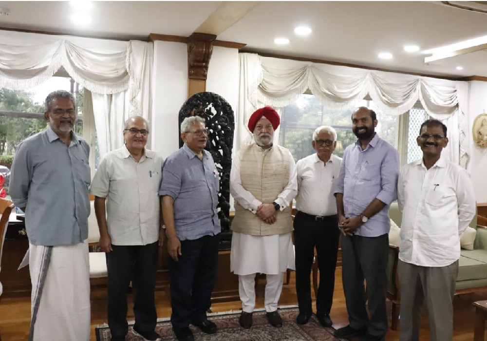 Meeting with Sh Sitaram Yechury Ji, CPI(M) leader & parliamentarian Dr V Sivadasan Ji