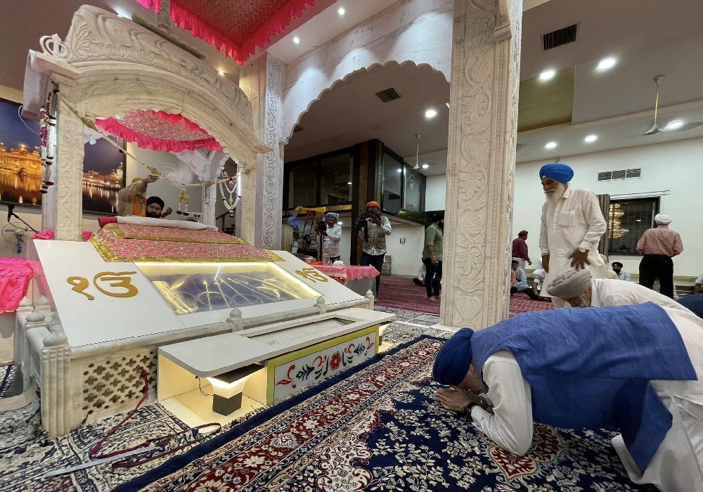 Joined members of the Sikh Sangat of Chandrapur to pay obeisance at the Gurdwara Guru Singh Sabha