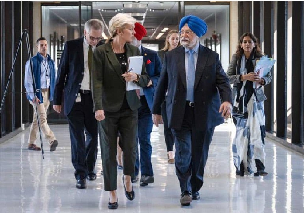 Participated in ministerial dialogue of US India Strategic Clean Energy Partnership USISCEP with US Secretary of U.S. Department of Energy, Secretary Jennifer Granholm in Washington