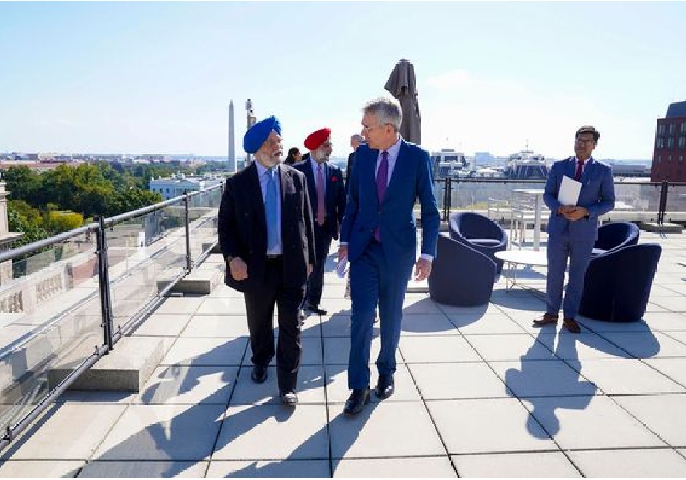 Joined Amb- Taranjit Singh Sandhu, Asst Sec of U.S. Department of Energy for International Affairs- Andrew Light, Asst Sec for US Department of State’s Bureau of Energy Resources- Geoffrey R Pyatt at the U.S.-India Business Council & Global Energy Institu