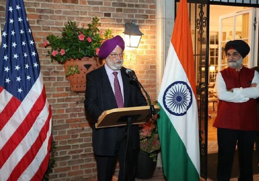 Met friends & professionals from US Admin, think-tanks, academia, multilateral institutions, media, industry & the Indian diaspora during a warm reception hosted by Amb- Taranjit Dingh Sandhu at India House in Washington DC
