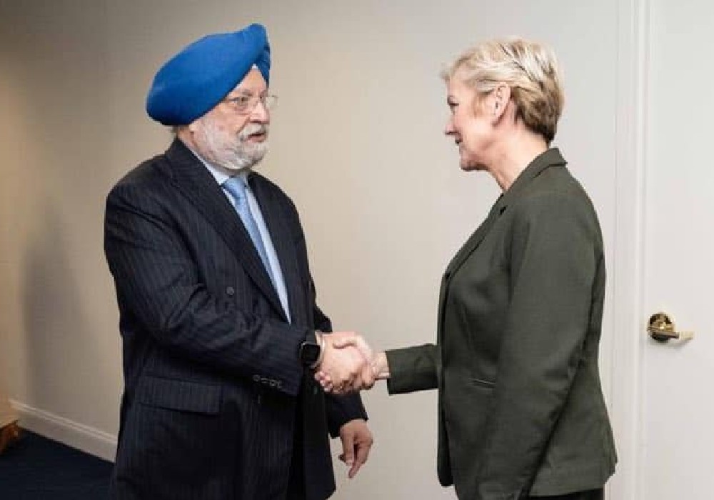 Participated in ministerial dialogue of US India Strategic Clean Energy Partnership USISCEP with US Secretary of U.S. Department of Energy, Secretary Jennifer Granholm in Washington