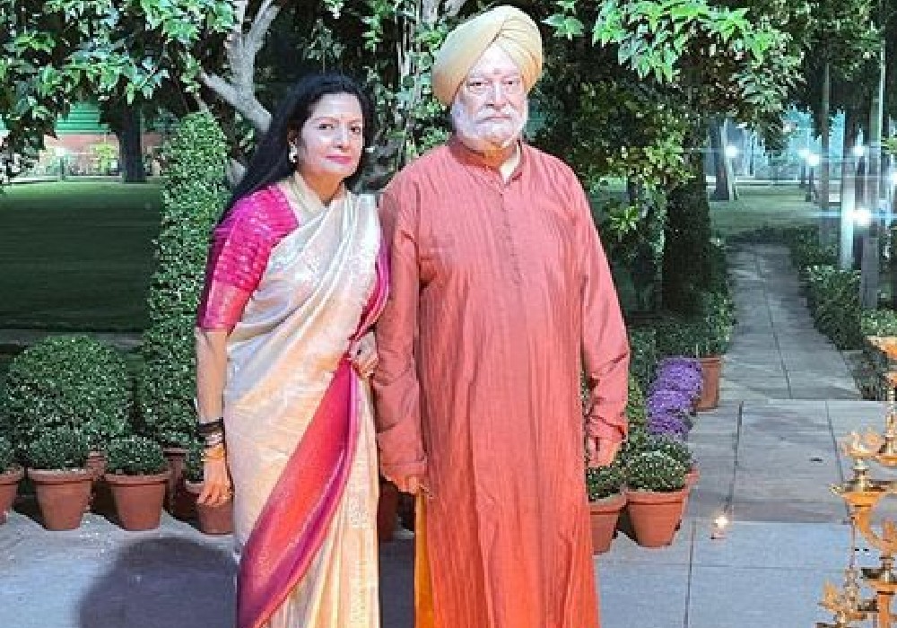 Celebrating Deepavali  with Vocal For Local diyas, deepshika & terracotta figurines