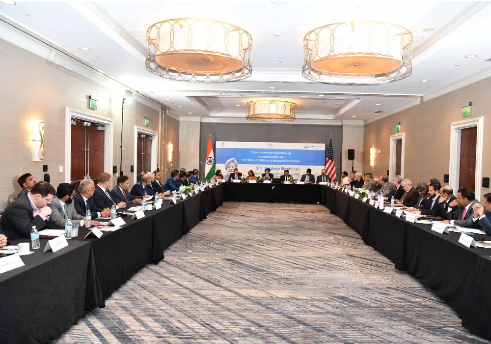 Interacted with captains of US energy industry during executive round table organized by US India strategic partnership forum in Houston