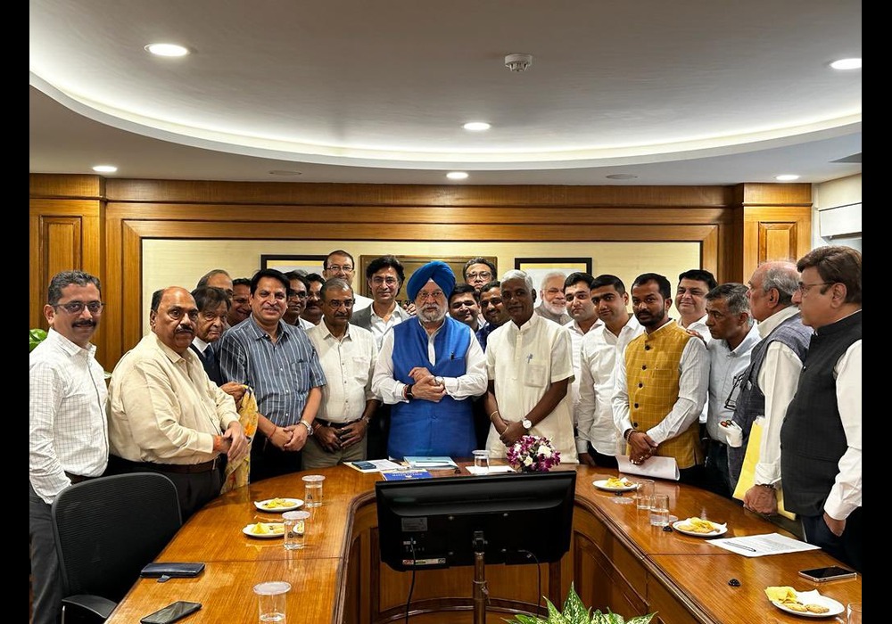 Received a large delegation of representatives from LPG Dealers Associations from across the country in my office today. I assured them that all the issues raised by them will be looked into.