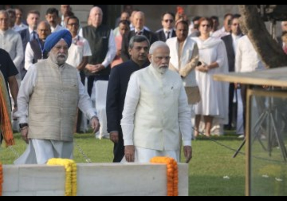 Privileged to be present at Rajghat as President Smt Droupadi Murmu Ji, VP Sh Jagdeep Dhankhar Ji, PM Sh Narendramodi Ji & other dignitaries Paid tribute to Rashtrapita Mahatma Gandhi Ji on occasion of #GandhiJayanti