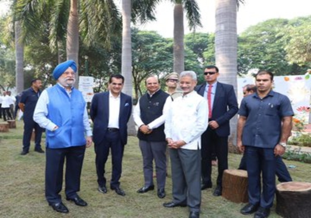 In a delightfully unique way to celebrate the legacy of India’s #G20 Presidency under PM Narendra Modi Ji & to ensure it continues to take roots & grows in the decades to come, I joined a unique sapling plantation initiative in Delhi’s Chanakyapuri today.