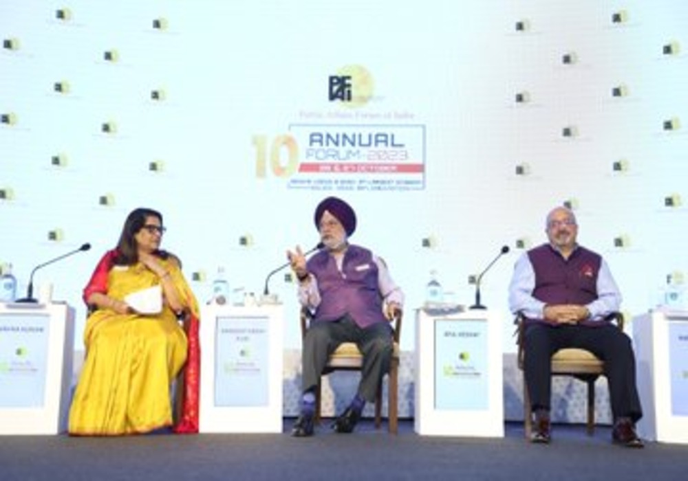 Discussed the India Growth Story led by PM Narendra Modi Ji with President USIBCUS AmbKeshap, senior journalist Navika Kumar & other distinguished professionals at the 10th Annual Forum 2023 organized by PAFIIndia today. Due to transformational reforms, p