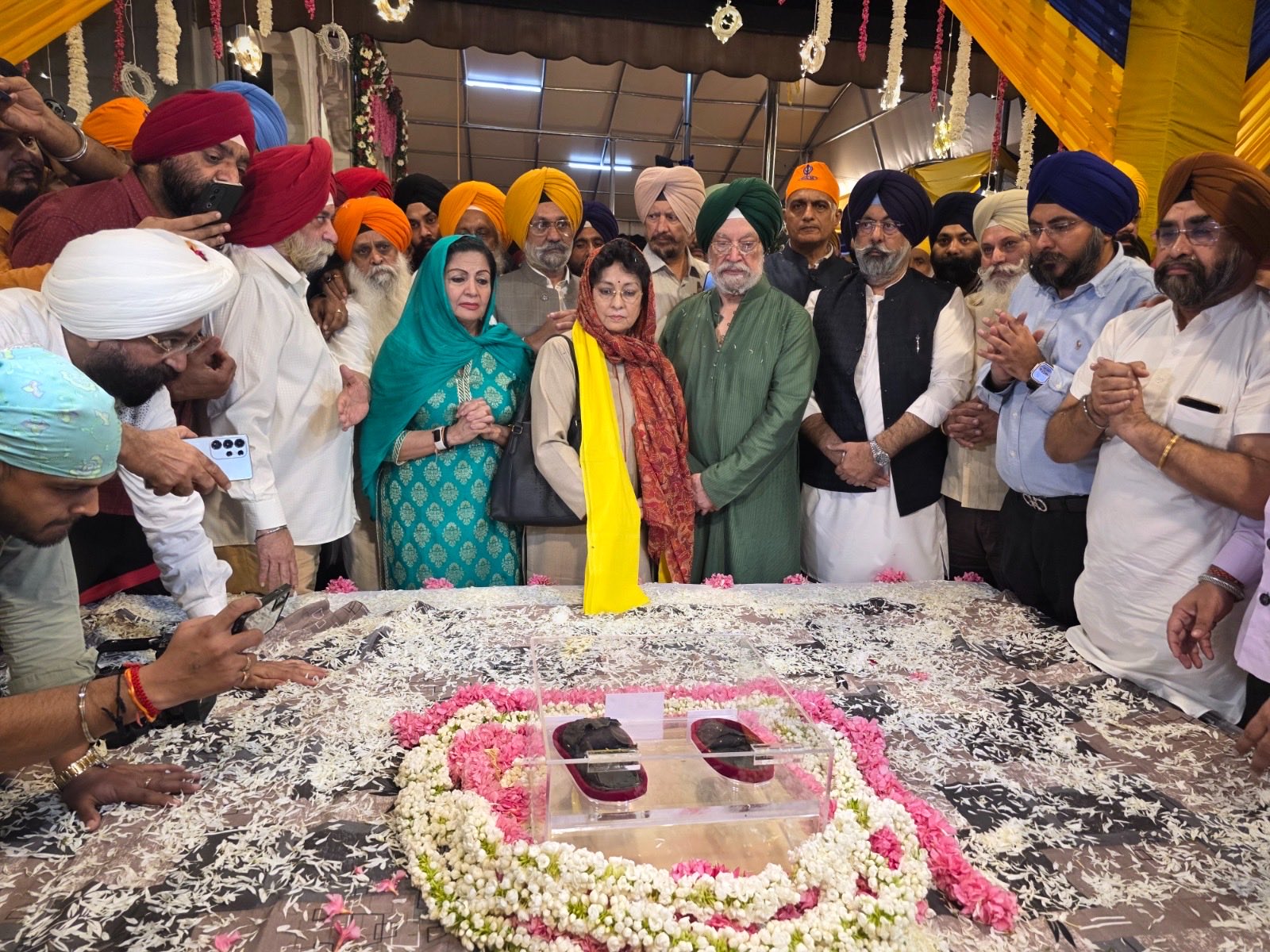 खुशी है कि पूर्वजों ने बीते 300 वर्षों से सेवा निभाई, गर्व है कि मेरे कुल को ये सौभाग्य मिला - Gurucharan Yatra