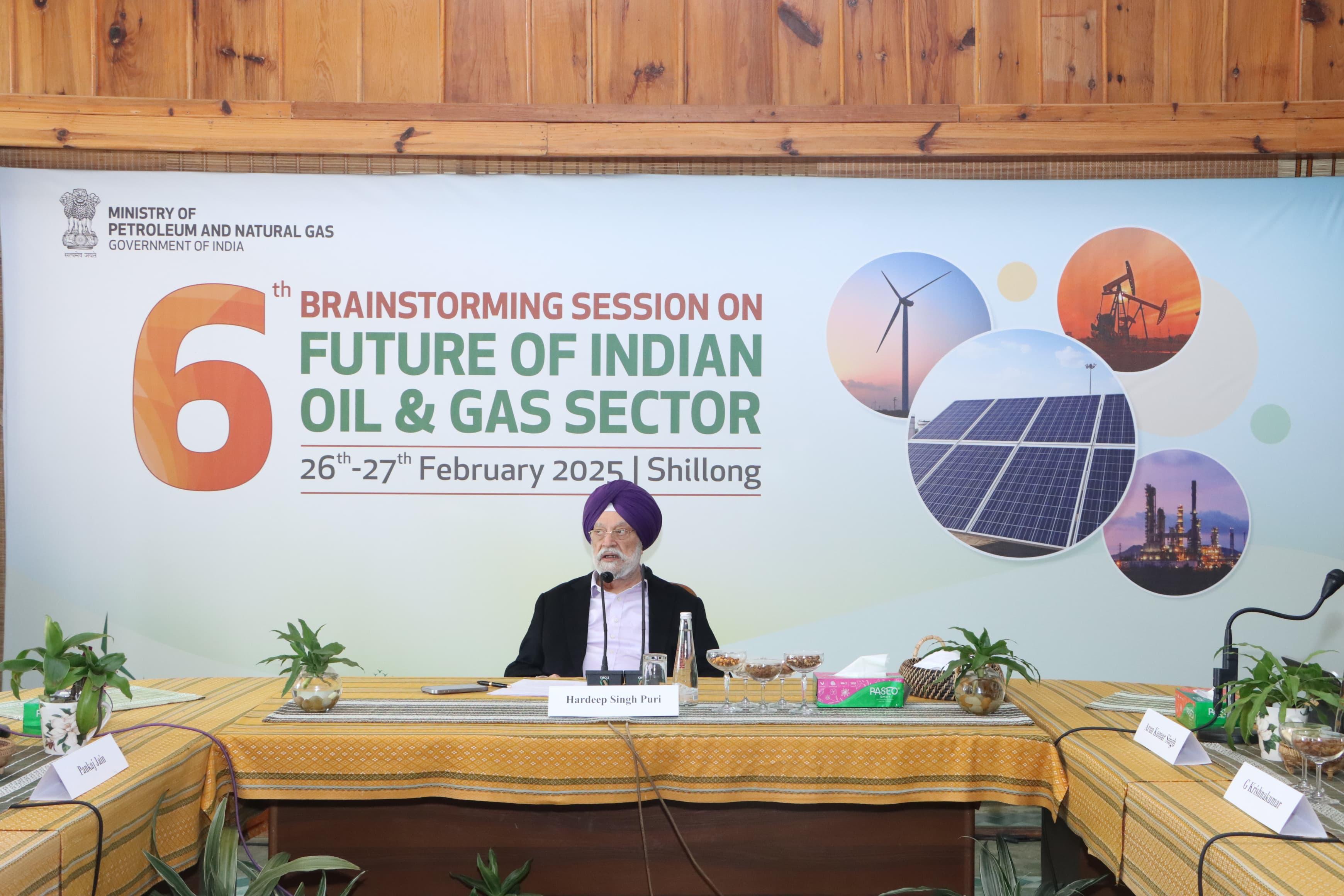 Held extensive and detailed discussions on critical challenges and opportunities facing our energy sector & the future of Indian oil & gas sector in a brainstorming session.