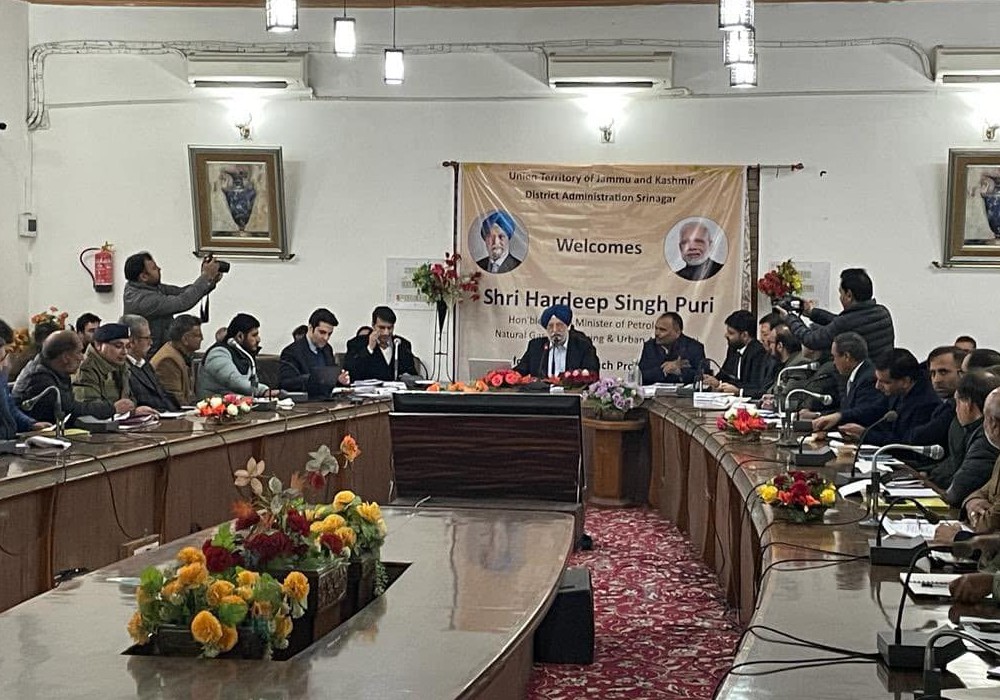 Reviewed implementation of schemes with senior district officers in Srinagar