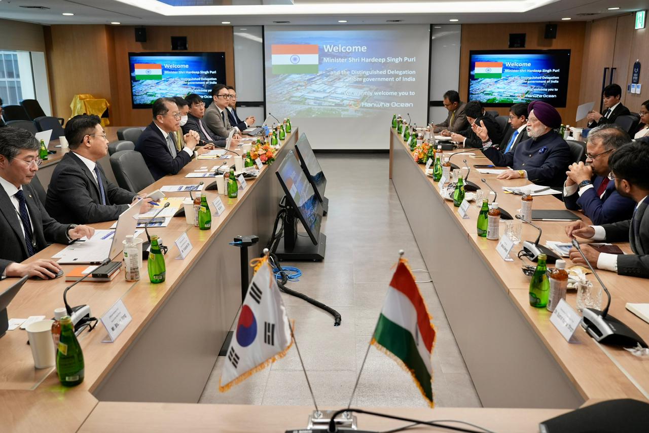 Meeting with the President & CEO of Hanwa Ocean Mr. Kim Hee-Cheul in Seoul